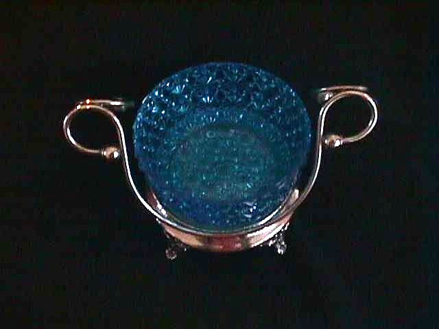 Antique Barbour Brothers Silverplate Castor Blue Button Daisy Pickle Insert Bowl