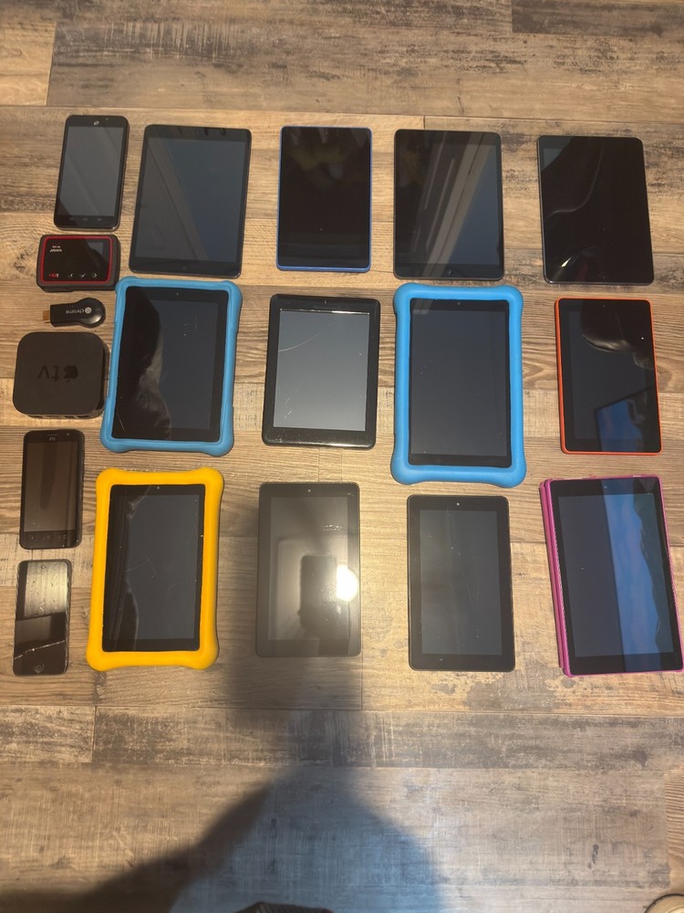 MIXED LOT ELECTRONICS - APPLE, AMAZON FIRE, ANDROID, GOOGLE, ETC AS- SHOWN BELOW