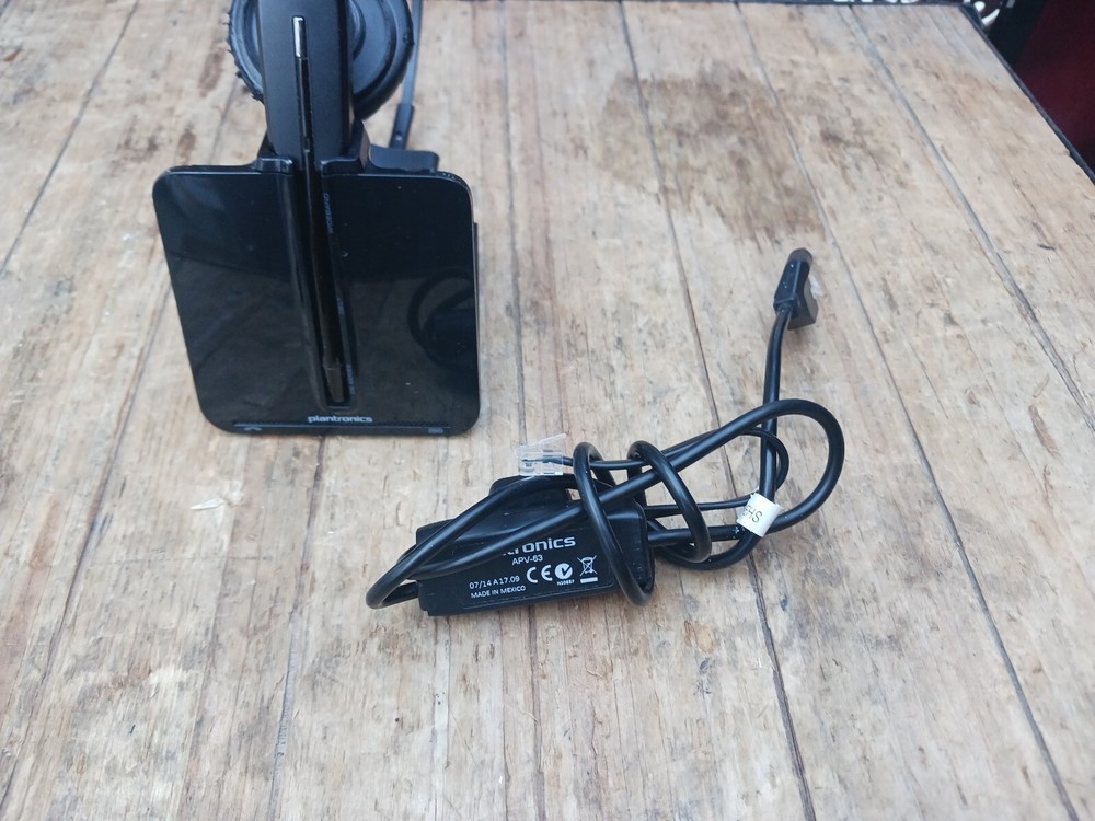Plantronics CS540 (C054) Wireless Headset, Earloop, Base, Phone/Power Cord