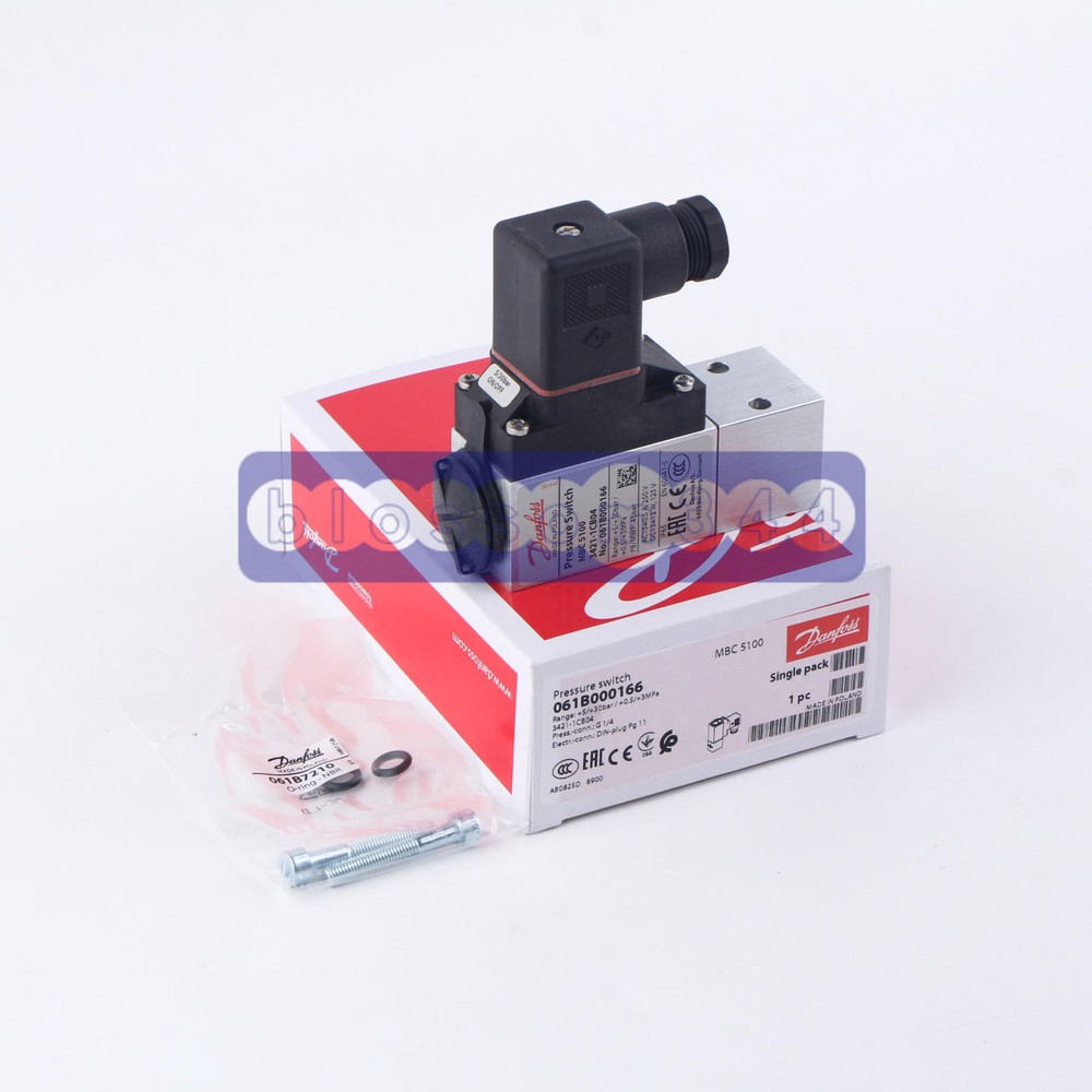 1PCS New Danfoss 061B000166 pressure switch
