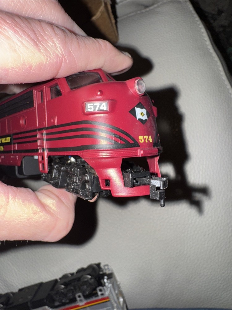 HO Scale Mantua Lehigh Valley Engine EUC