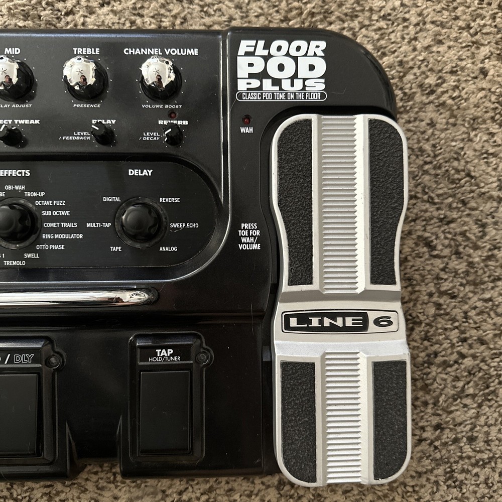 LINE 6 Floor-POD-Plus Guitar Multi Effects Processor