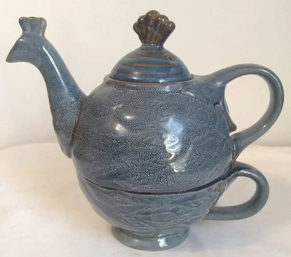 Peacock Tea Set 3 Piece Cup Pot Lid Ceramic Blue Chicken READ