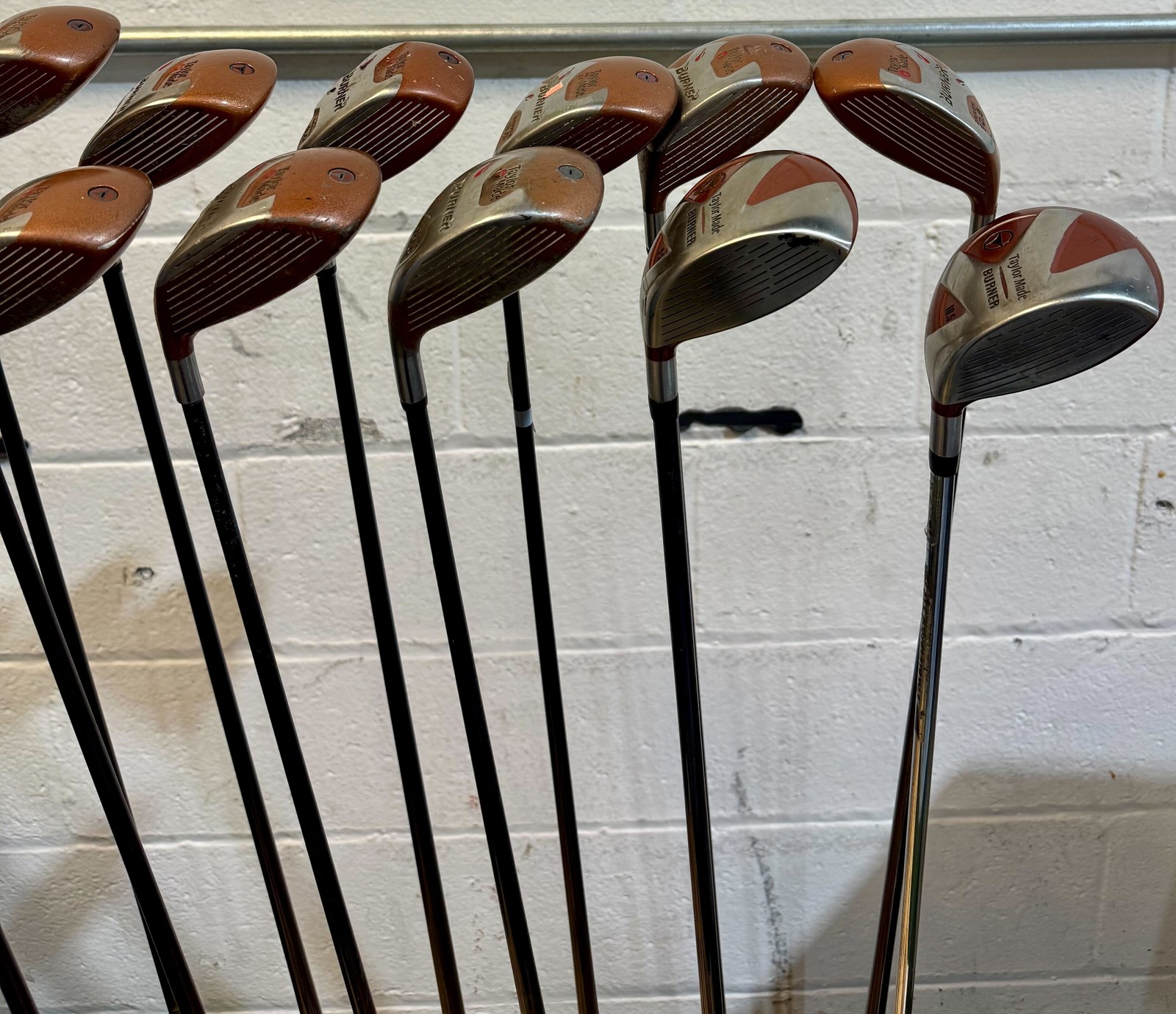 Wholesale Lot of 25 Golf Clubs - TaylorMade Drivers