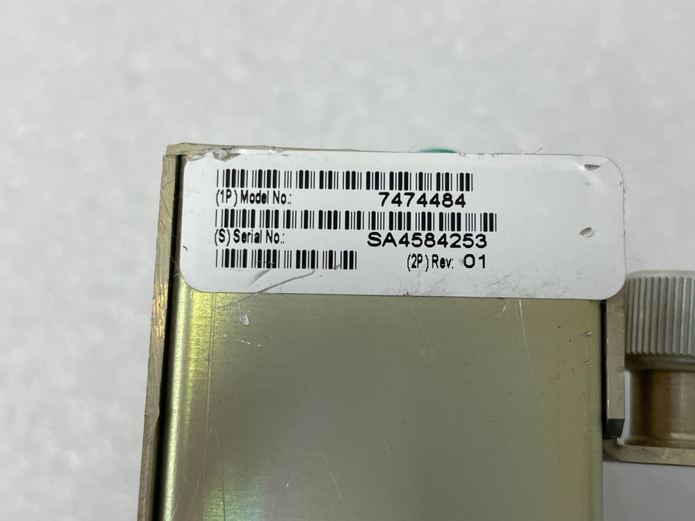 SIEMENS MODEL 07474484 INPUT/OUTPUT MODULE w/ ON/OFF SWITCH, USER FRONT PANEL !!