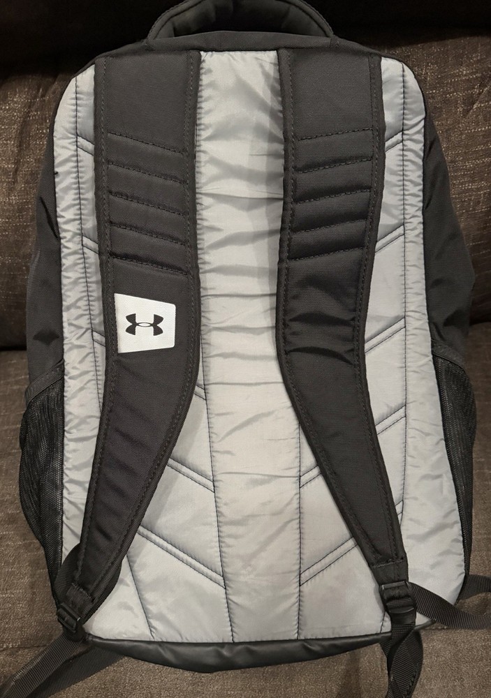 Preowned Under Armour Medium/Large Black & Gray Backpack Bag
