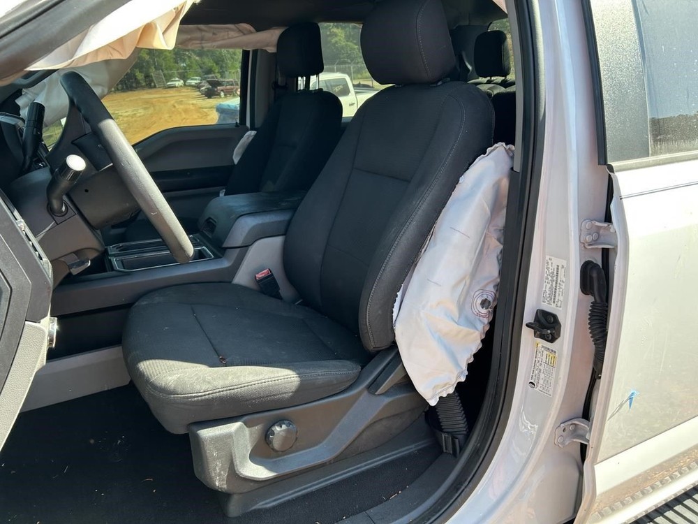 F150 2019 Keys/Latches/Locks 104906041