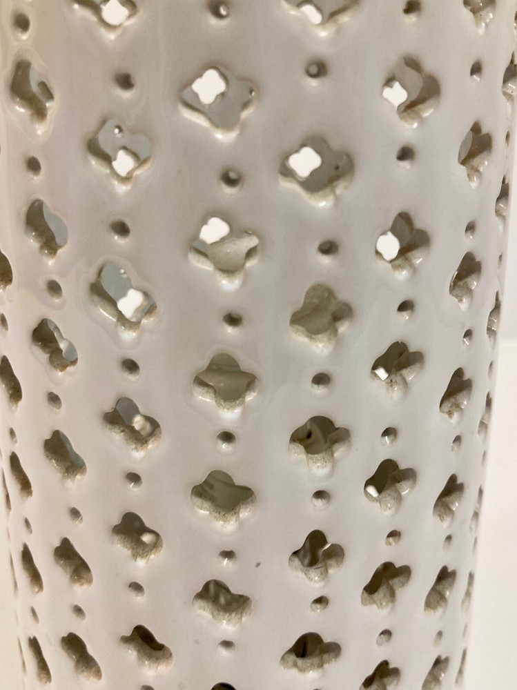 Pierced Pattern Ceramic Uplight