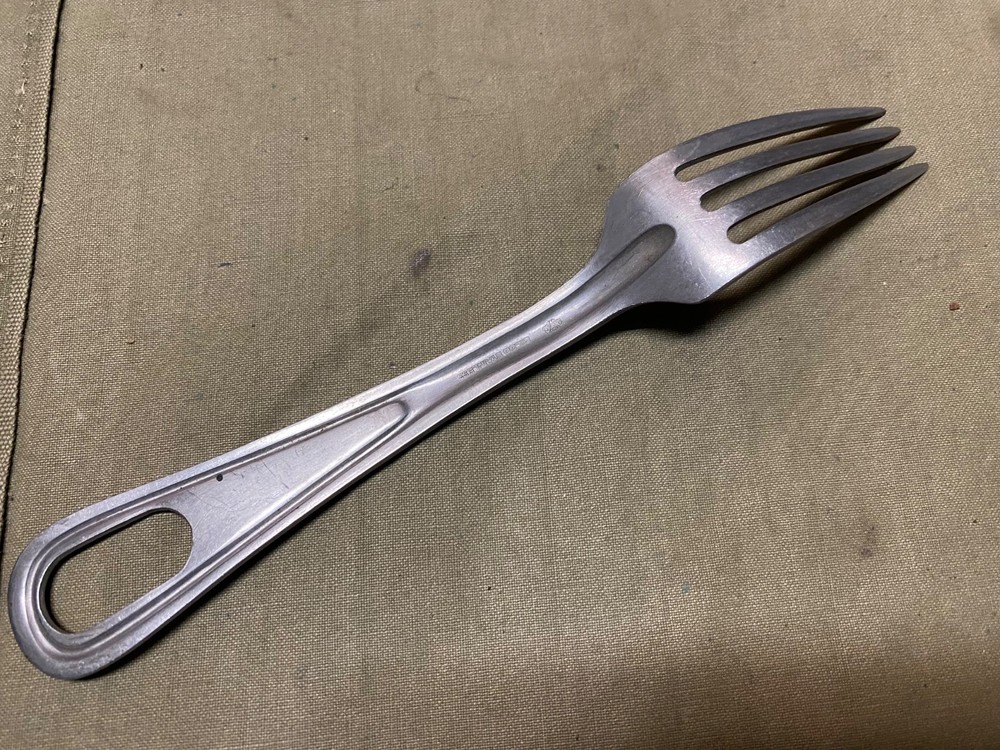 ORIGINAL WWII US ARMY MESS KIT FORK UTENSIL