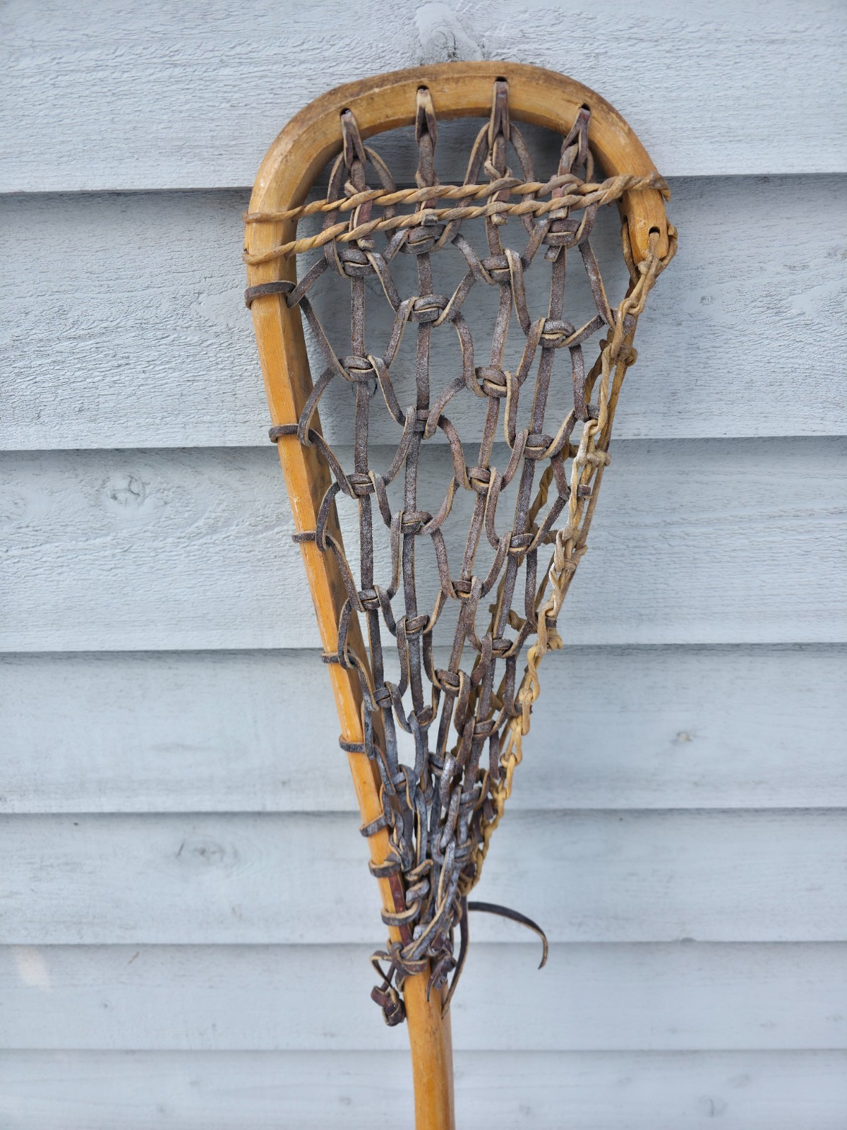 Beautiful VINTAGE Old Wooden MOHAWK DELUXE Lacrosse Stick 46" x 8"