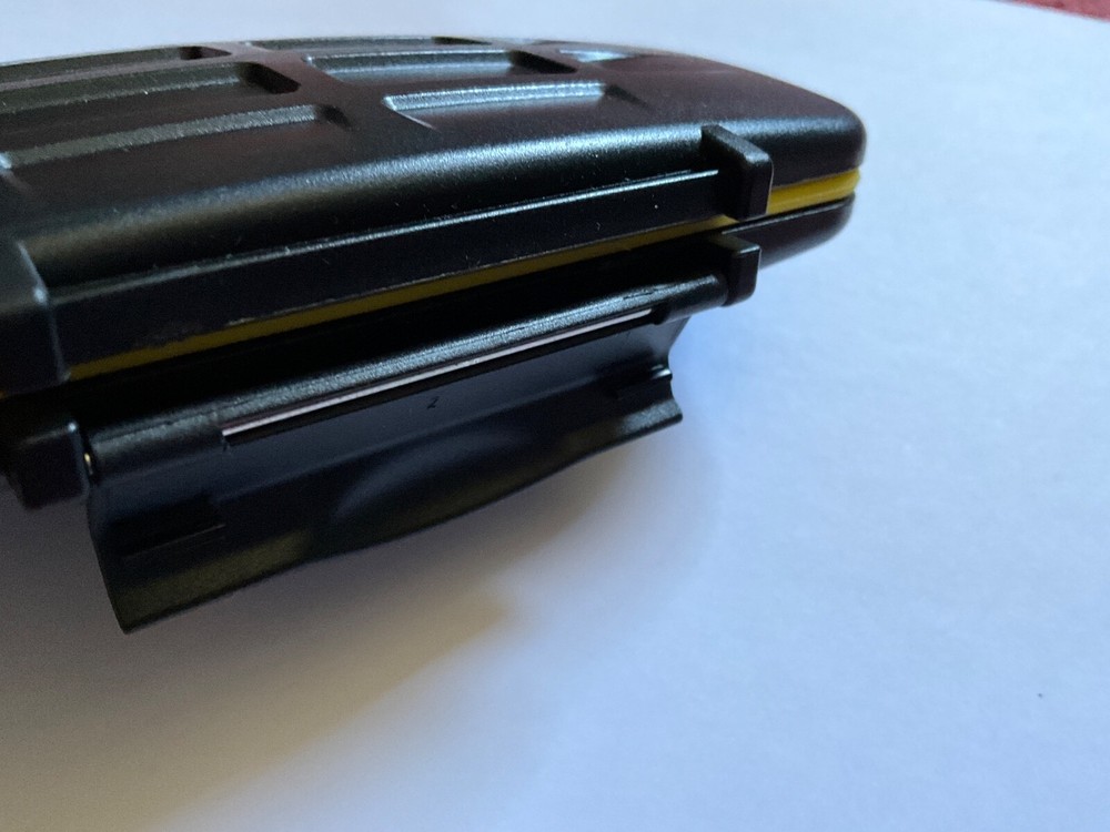 1pc(USED) Generic Hard case for SANDISK CF TYPE II compactflash storage case