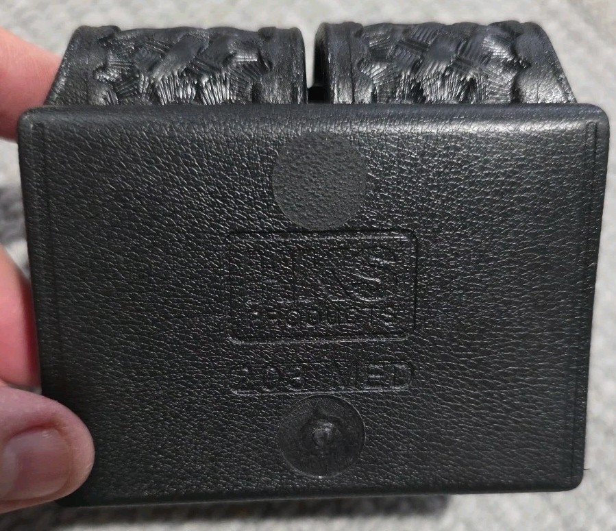 HKS Speedloader Pouch Medium Black Basketweave model 203. 5 Rounds.