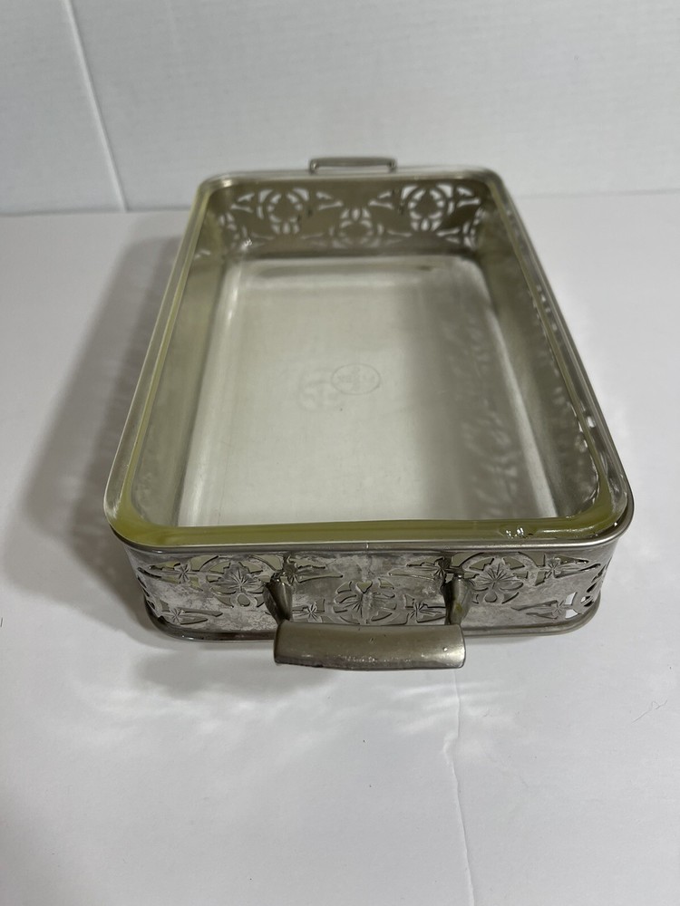 Vtg Footed Rectangular Serving Tray With Pyrex Serving Dish