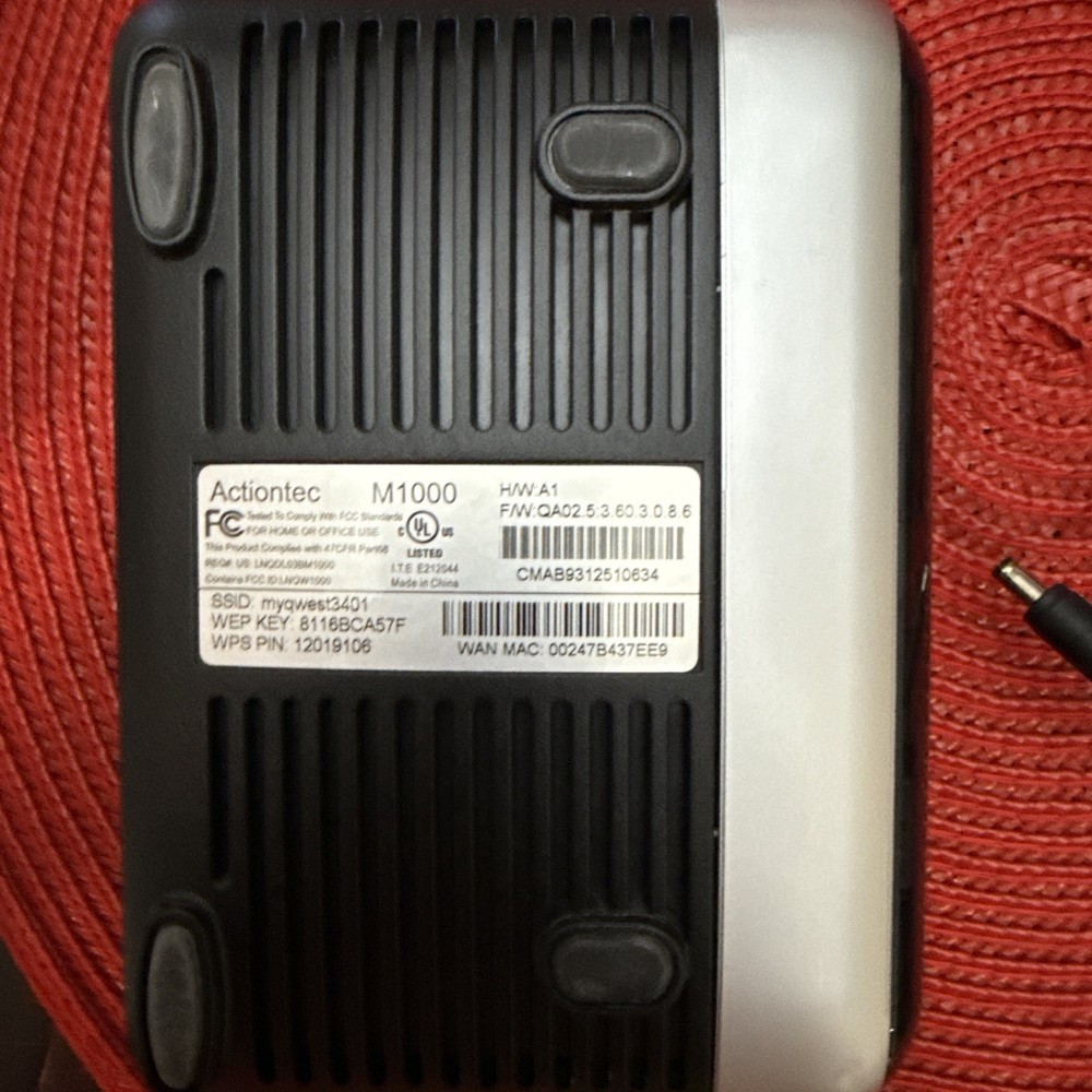 Quest Actiontec M1000 Internet Modem w/ AC Adapter