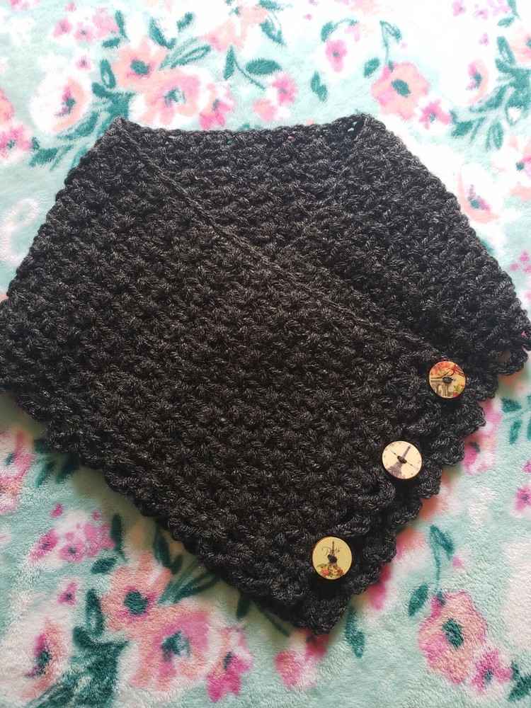 black round  crochet neckwarmer/ scarf .