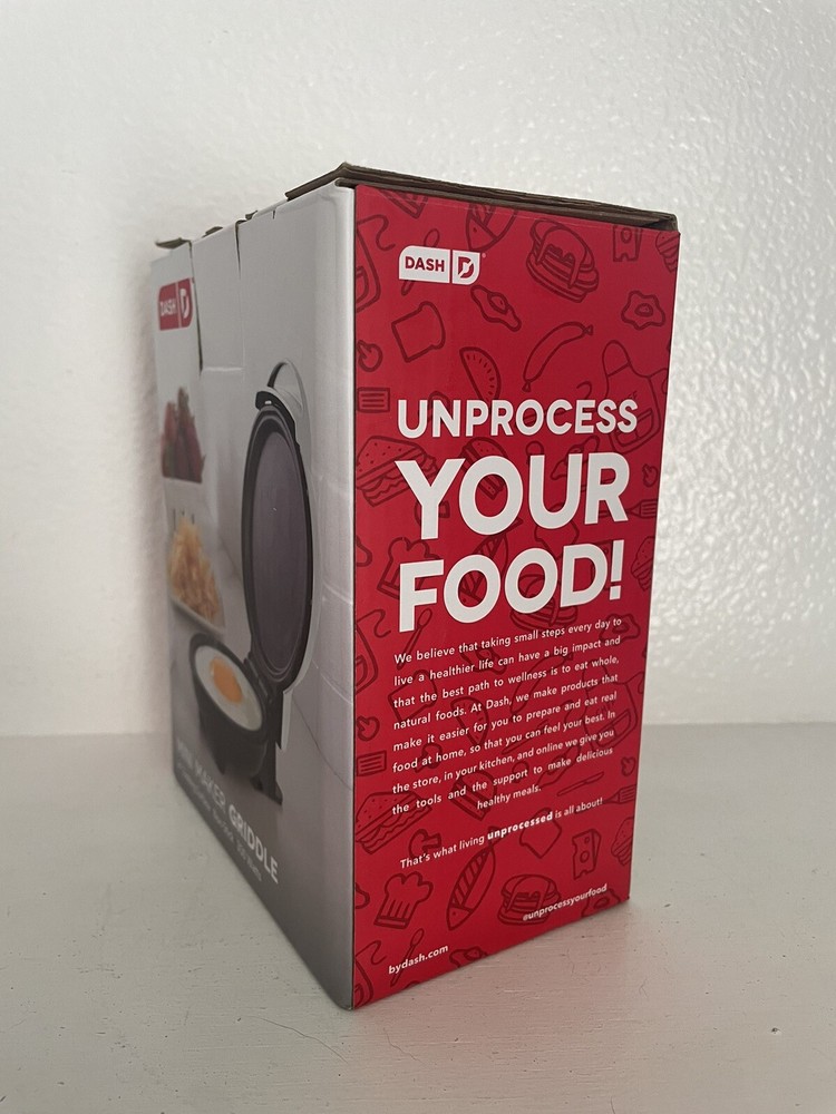 Dash DMS001WH Mini Maker Electric Round Griddle