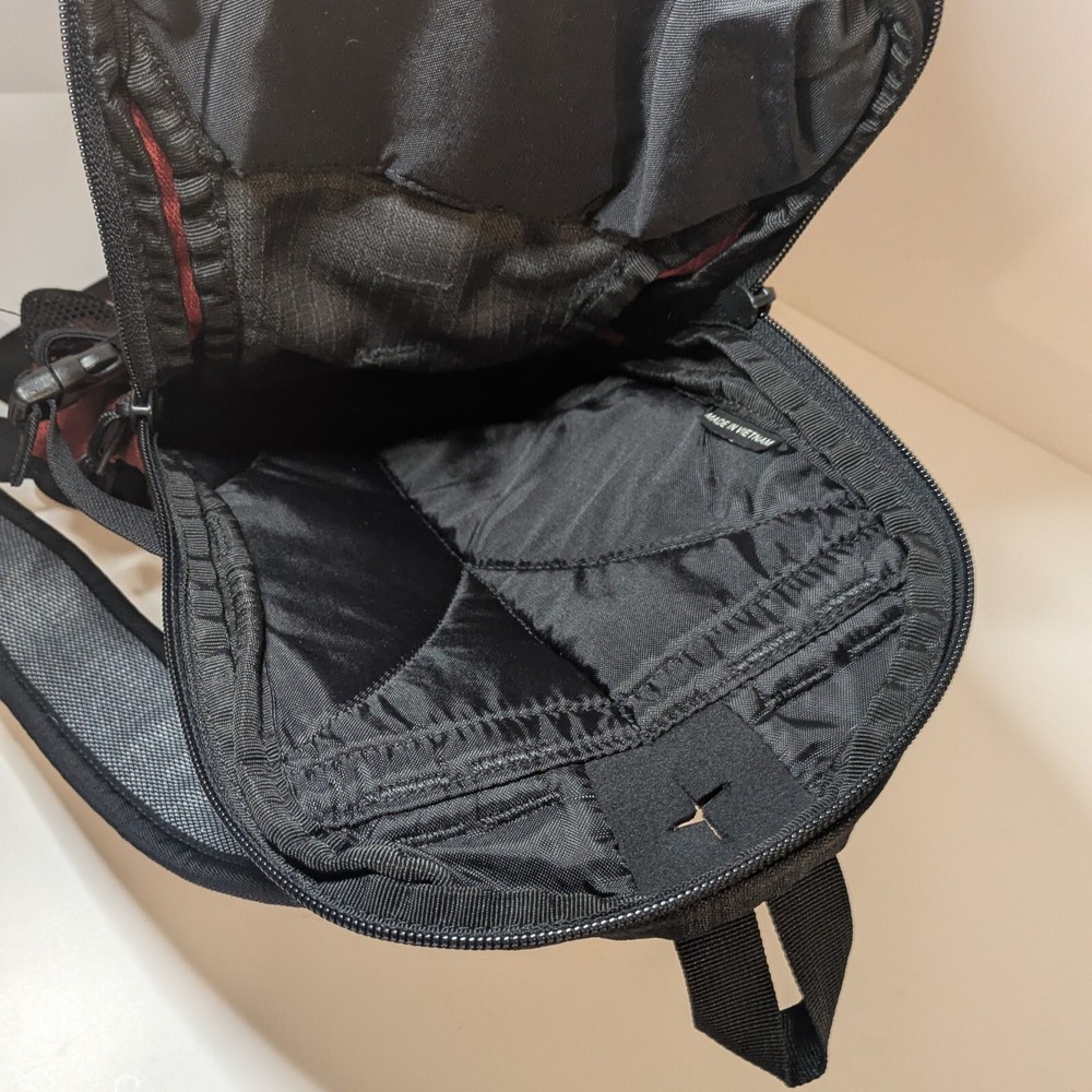 Kelty Helix Source Hydration Backpack 2 Liter Red Water Backpack BLADDER REMOVED