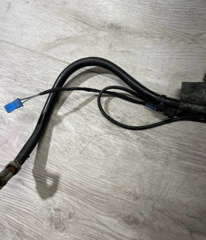 BMW 5 Series E60 E61 Negative Battery Cable Terminal With IBS Sensor 6944687