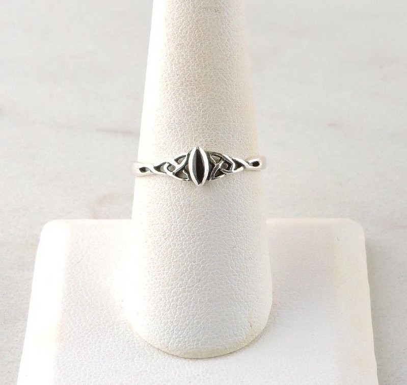 Sterling Silver Celtic Black Onyx Ring - Free Gift Packaging