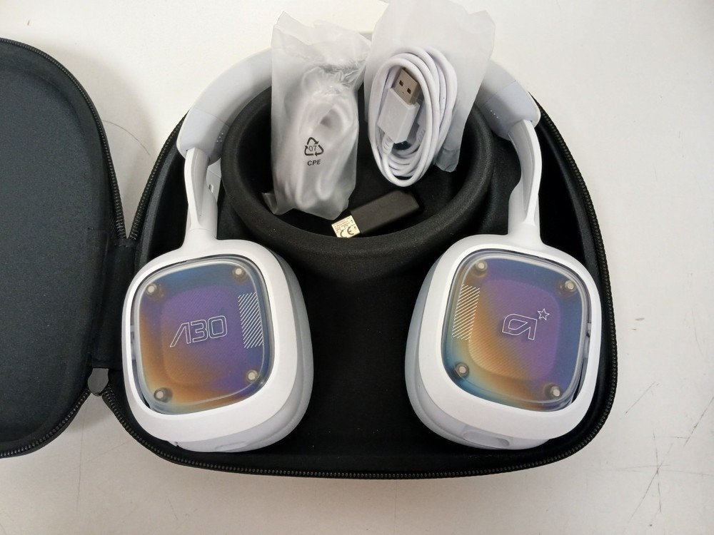 Logitech Astro A30 Lightspeed Wireless Gaming Headset for Console/PC/Mobile