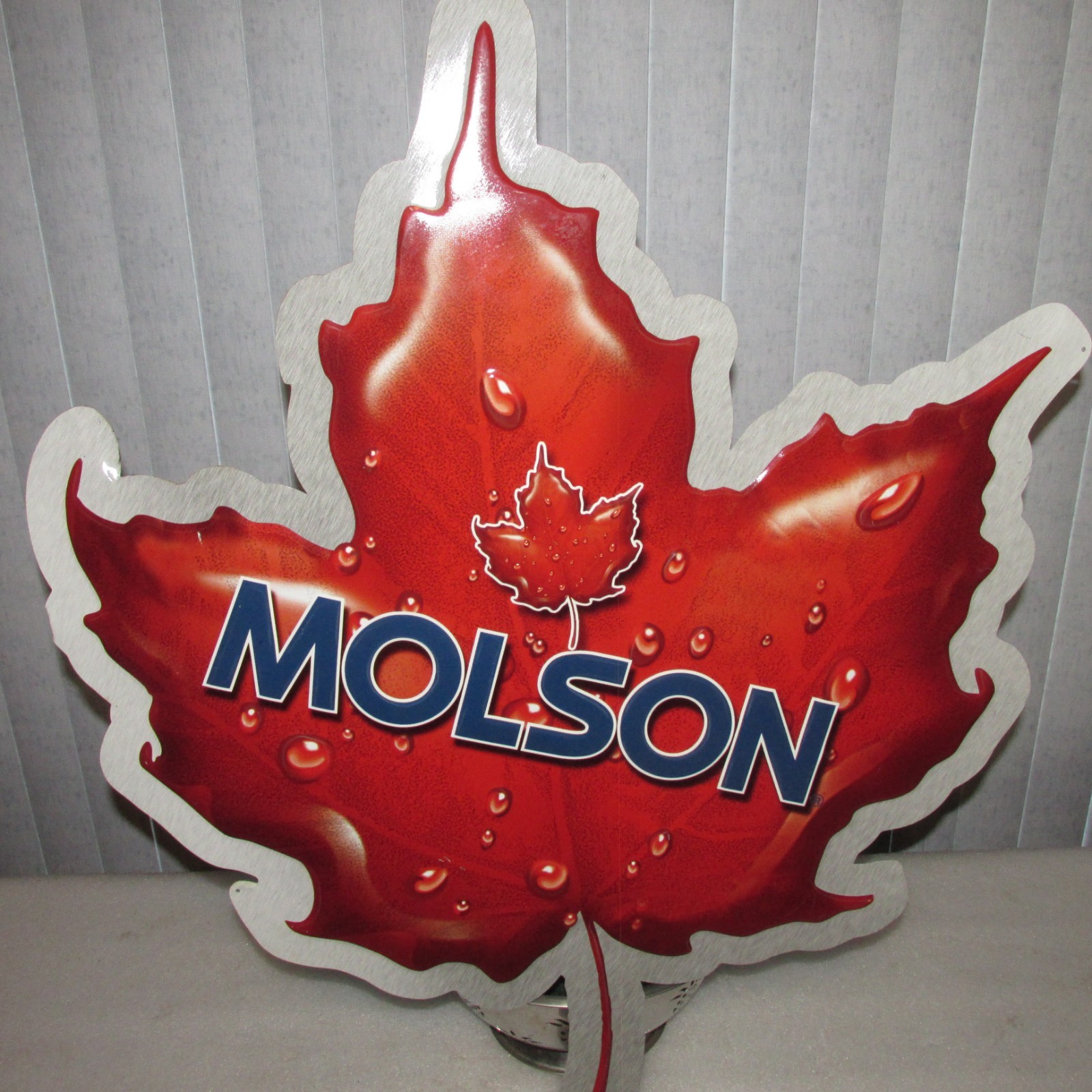 Molson Beer Sign Maple leaf Large 33x25 tin SO NICE, RARE