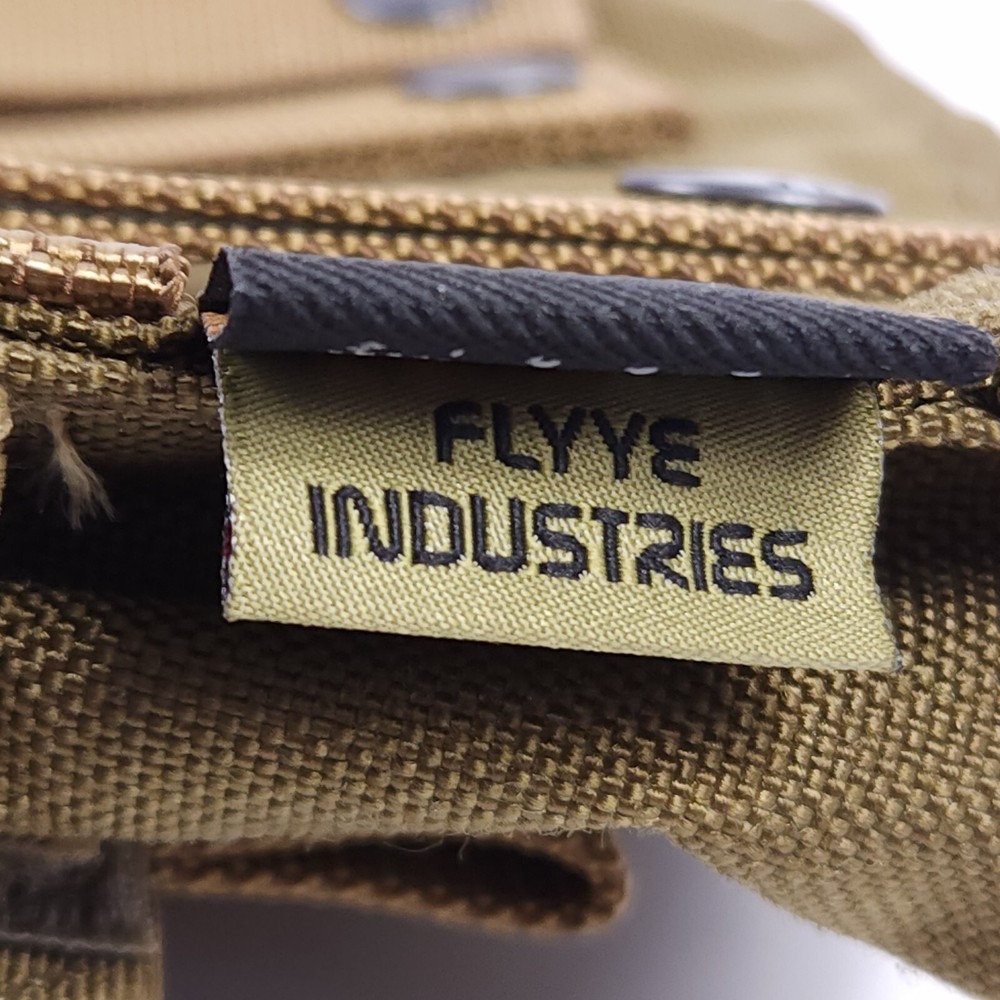 FLYYE Triple Mag Pouch (Coyote Brown)