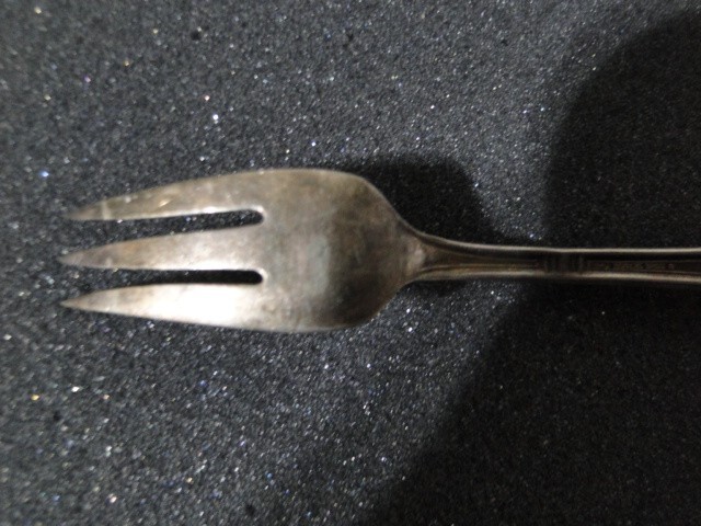 Vintage 1847 Rogers Bros 6" Pickle/Olive Fork