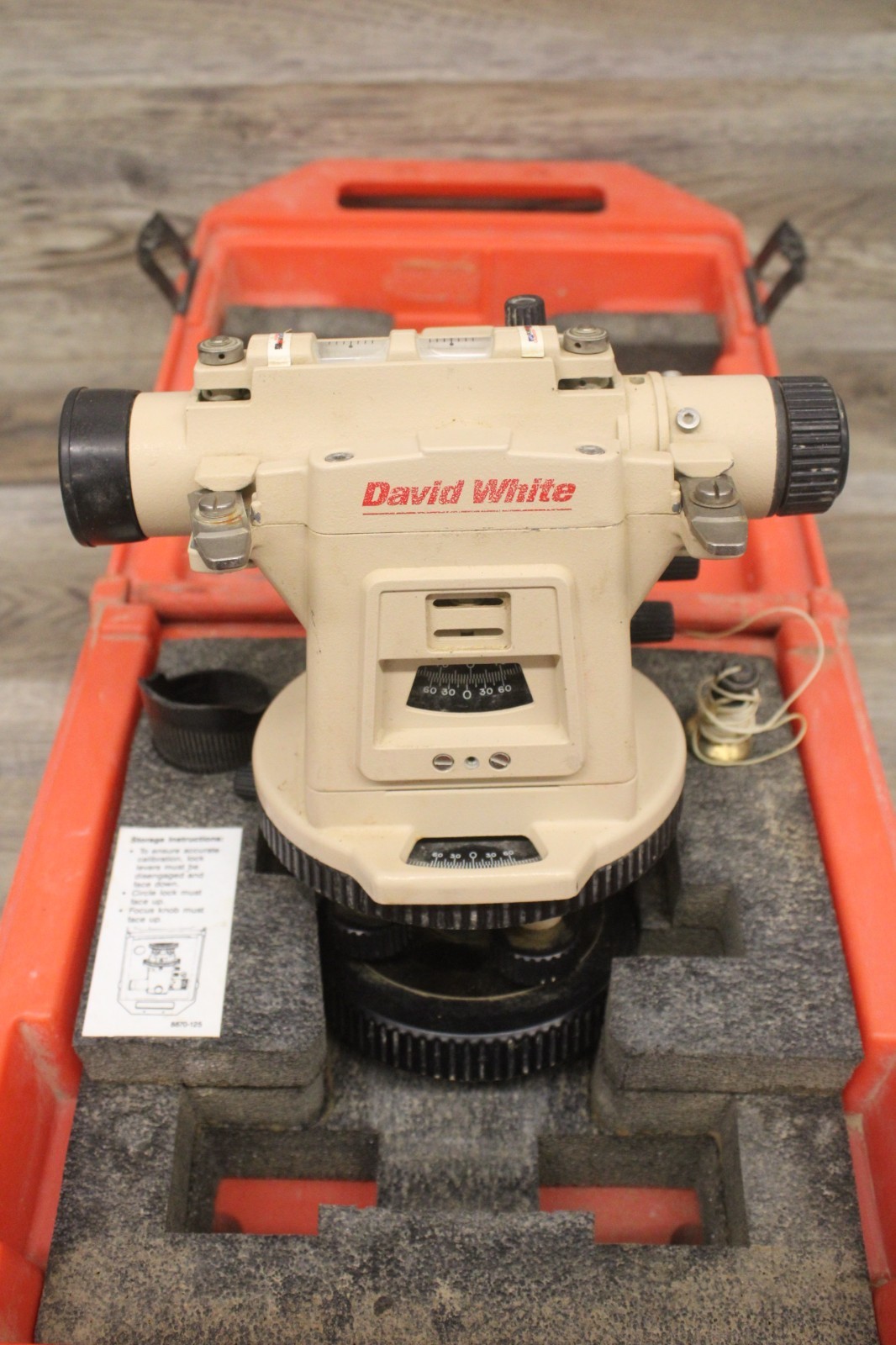 Realist David White Instruments LT8-300 Optical Level-Transit In Case