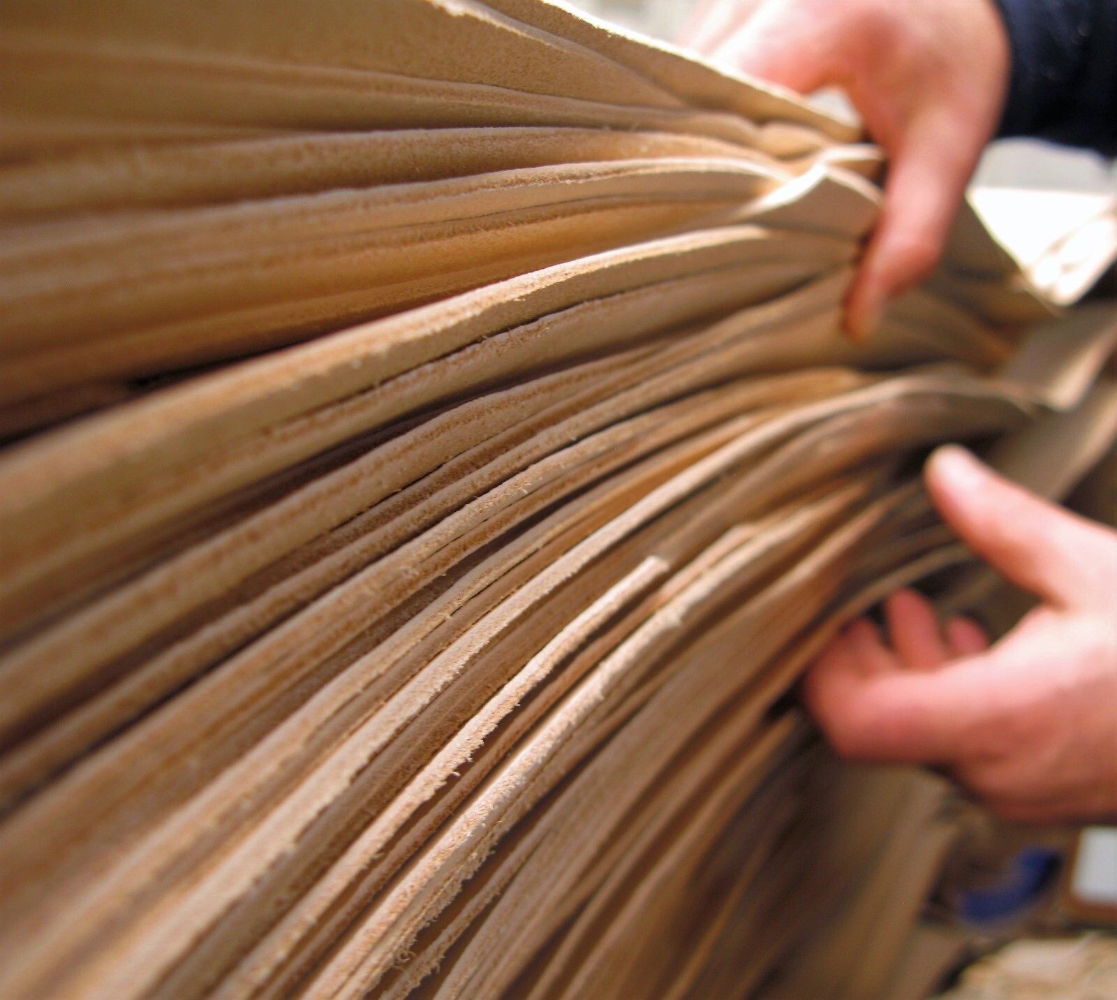 FULL GRAIN Tooling VegTAN Natural 2/3-3/4-5/6-7/8-8/9-9/10-11/12 -13/15 OZ.