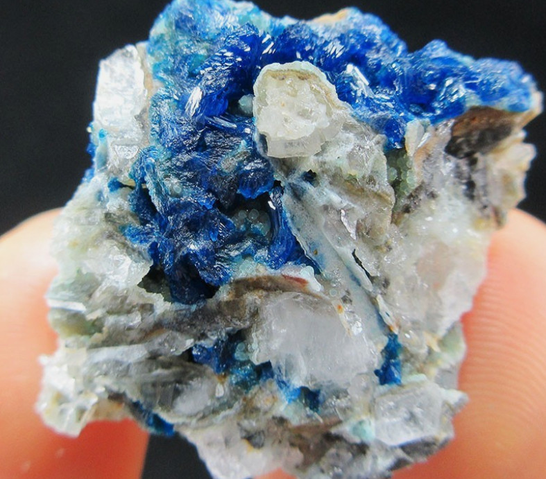 Rare Blue Veszelyite and Hemimorphite on Quartz Dongchuan District Yunnan
