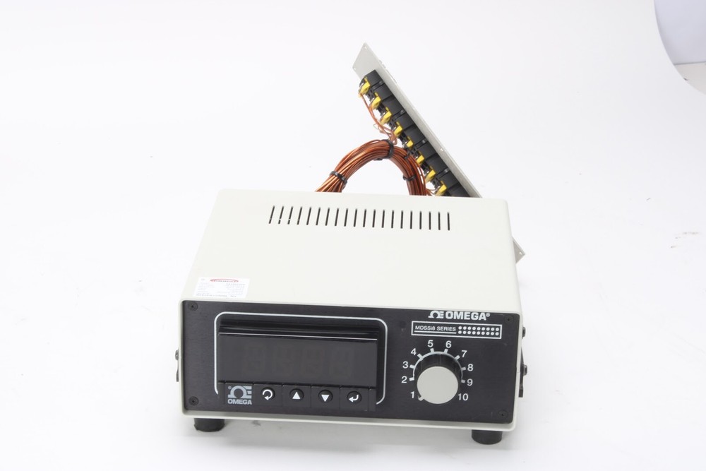 Omega MDSSi8 Benchtop Temperature Indicator With 12-Port K-Type Panel Connectors