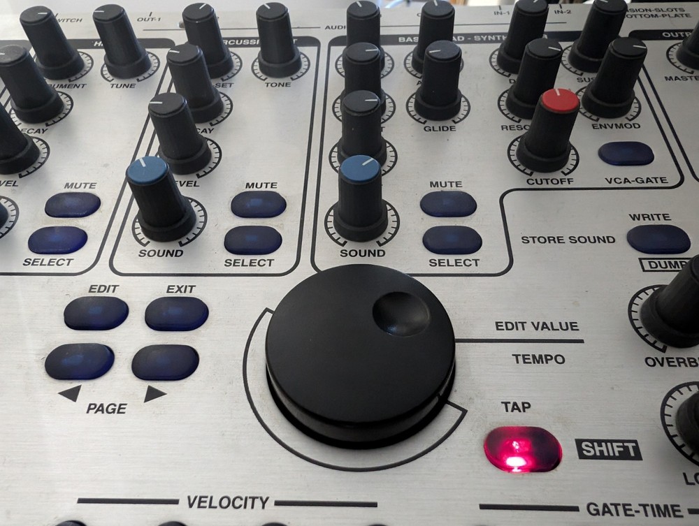 Quasimidi Rave-O-Lution 309