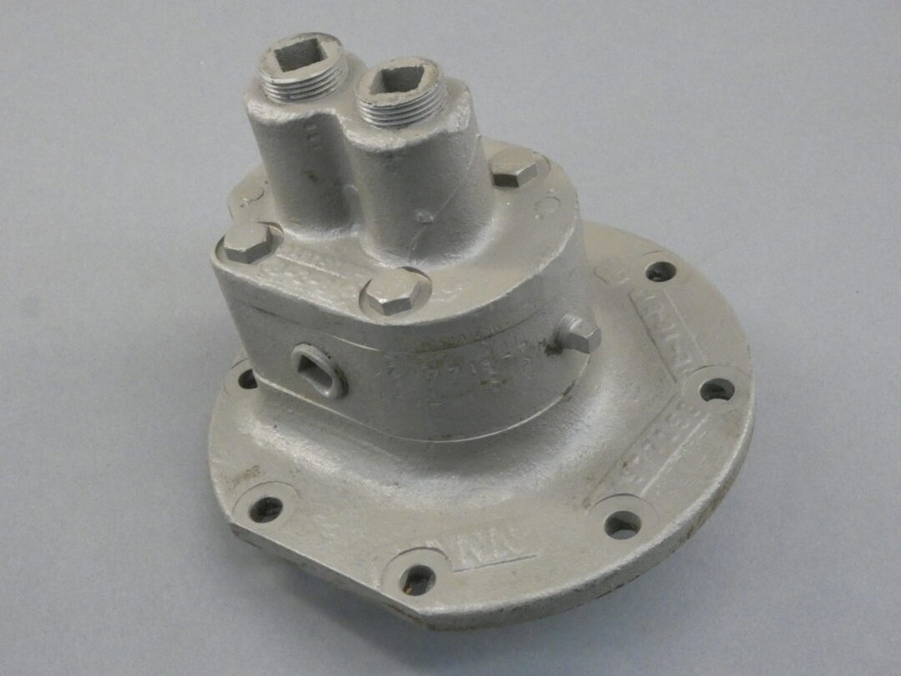 Lynn 9497715-2 Gear Pump