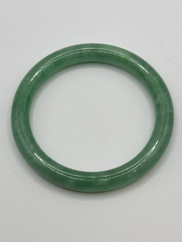 Beautiful Green Jadeite Bangle Bracelet