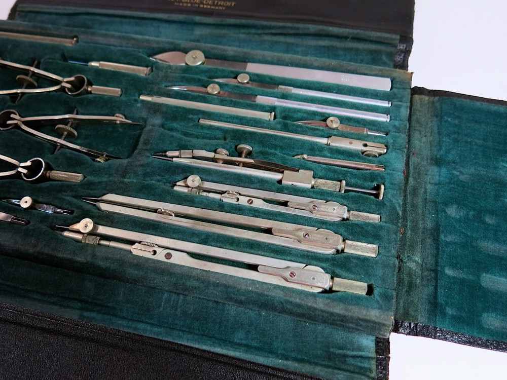 Vintage Engineer/Architect Drafting Compass Set — N.Y. Blue-Detroit