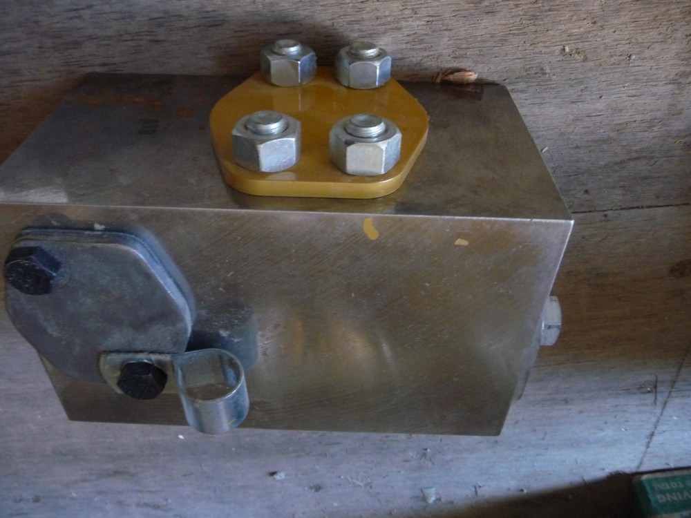 Caterpillar 1173513 valve 117-3513