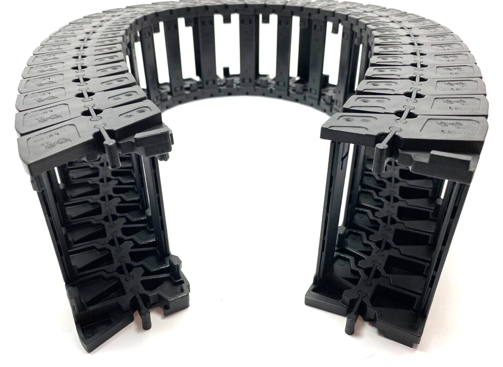 Igus E6-52-087-150-0 E-Chain Cable Carrier 40" Length NO MOUNT FEATURE