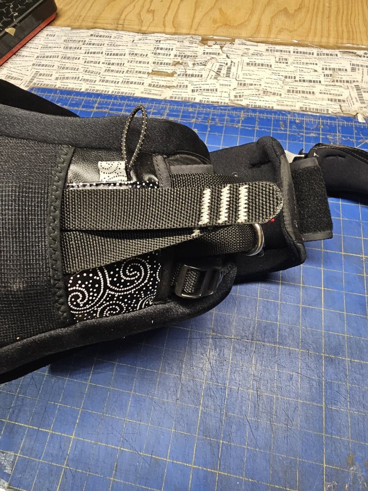 2018 Dakine Wahine Black Large