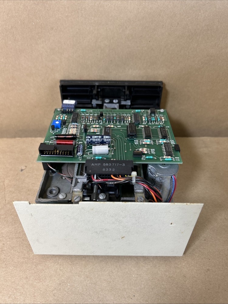 2 Vintage U-SCI MICROSCI 80/64e 5.25 Inch 5¼" Floppy Disk Drives untested