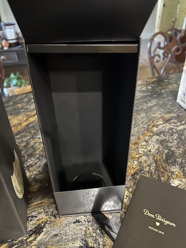 2010 Dom Perignon Champagne EMPTY Gift Box - Gently Loved