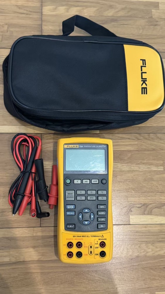 Fluke 724 Temperature Calibrator Fluke724
