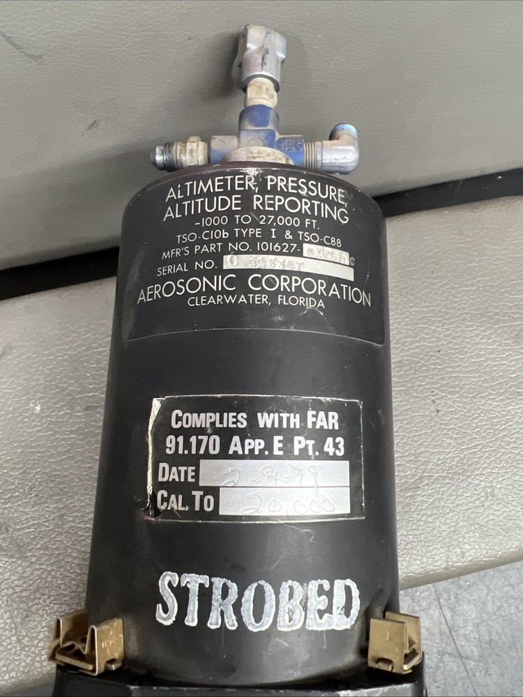 Aerosonic 101627-01696CC Encoding Altimeter Pressure Reporting Strobed No Plug