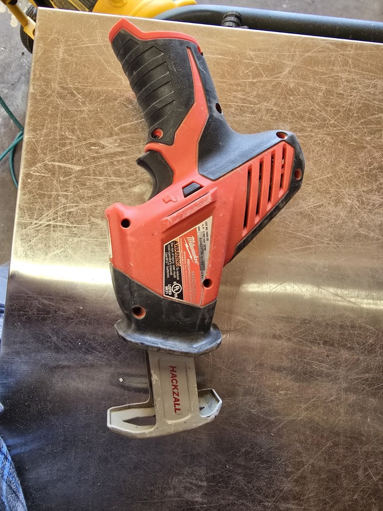 millwalkee m12 sawzall
