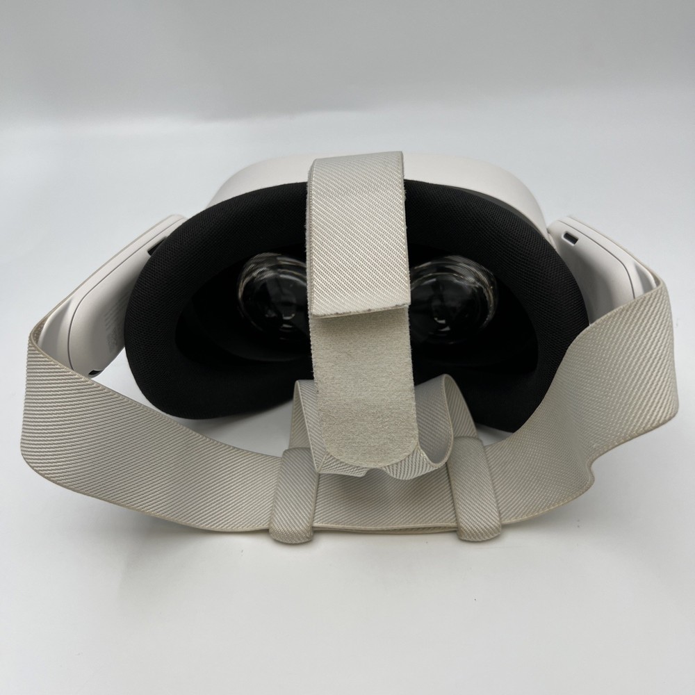 Meta Quest 3S 128GB Virtual Reality System - HEADSET ONLY - No Controllers USED
