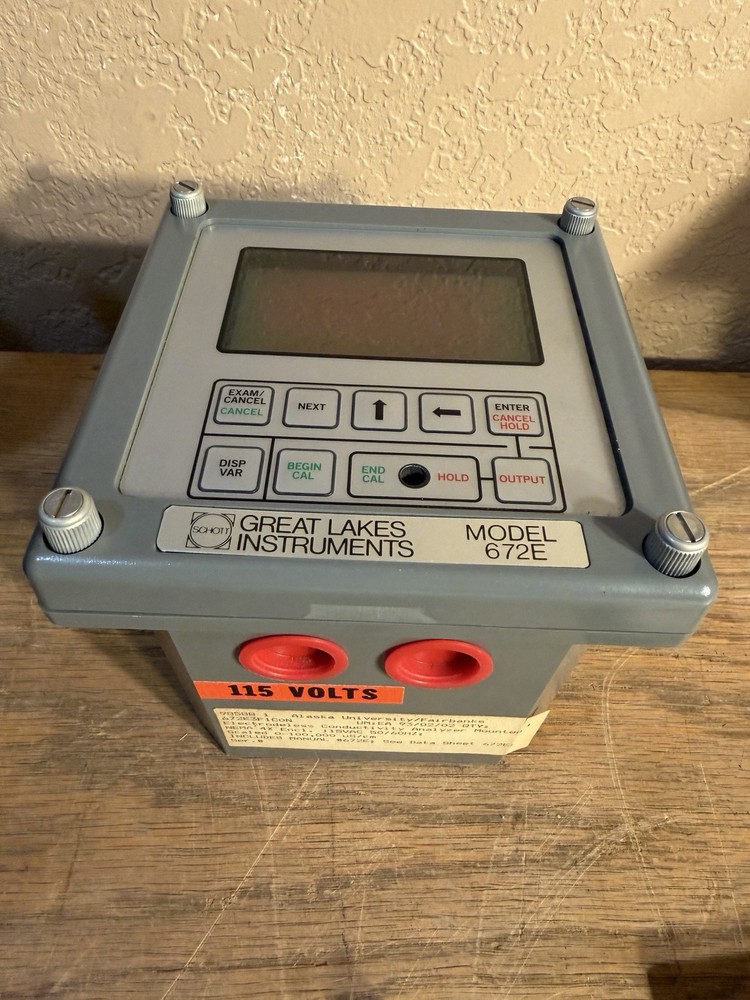 GREAT LAKES INSTRUMENTS CONDUCTIVITY ANALYZER W/ MANUAL 115V MODEL 672E