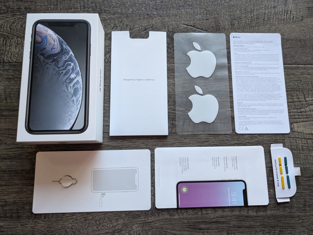 BOX ONLY Apple iPhone 64GB  MT2E2LL/A A1984