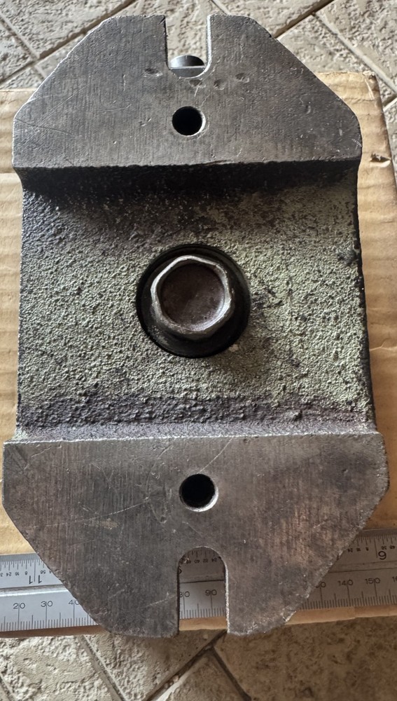 Pprecision machine vise with micro-feed USSR