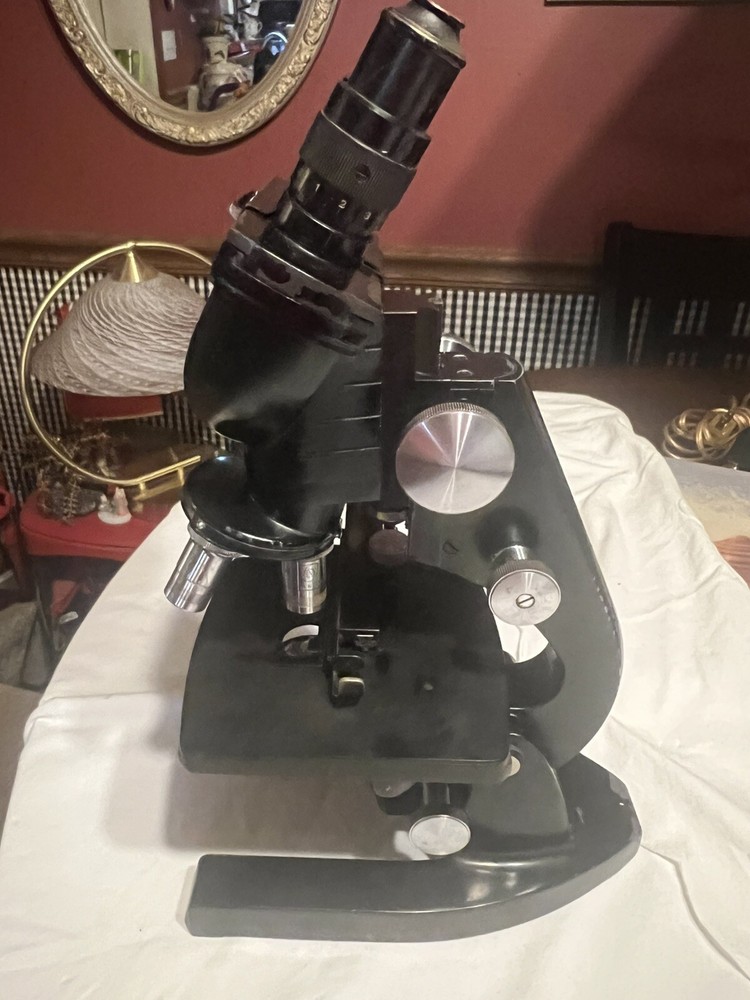 Antique AO Spencer Binocular Microscope w/ 3 Objectives Works #303401