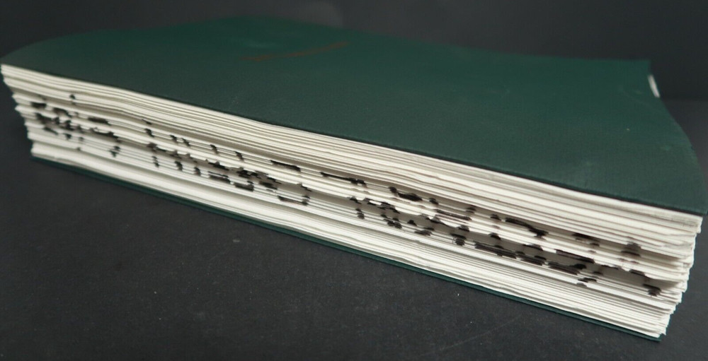 Vertical Coffin Original Book Script Stephen J. Cannell Studios Collection 2003