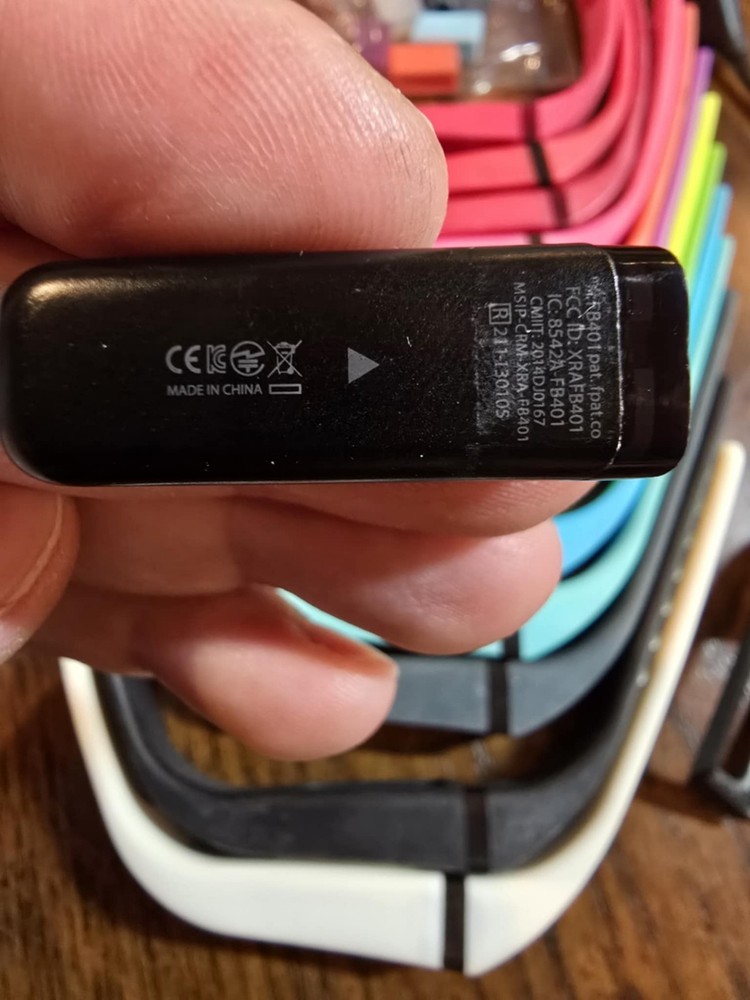 FITBIT FLEX WIRELESS ACTIVITY WRISTBAND FOR ANDROID AND IOS